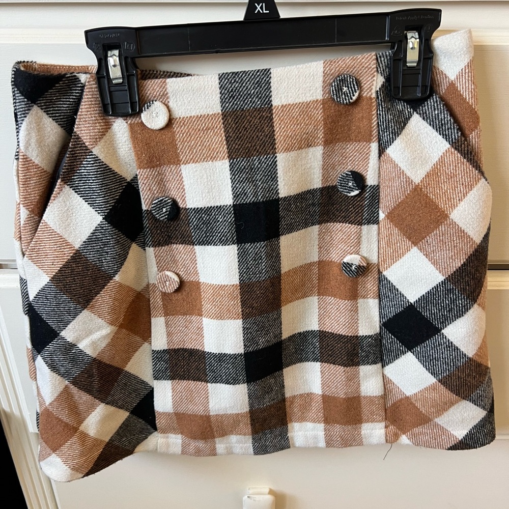 Plaid Button-Front Skirt - Black and Brown